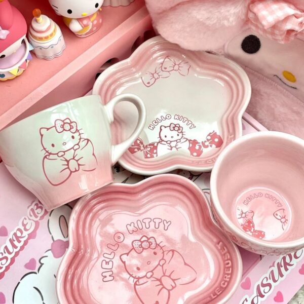 LC x Hello Kitty卡布奇諾杯碟