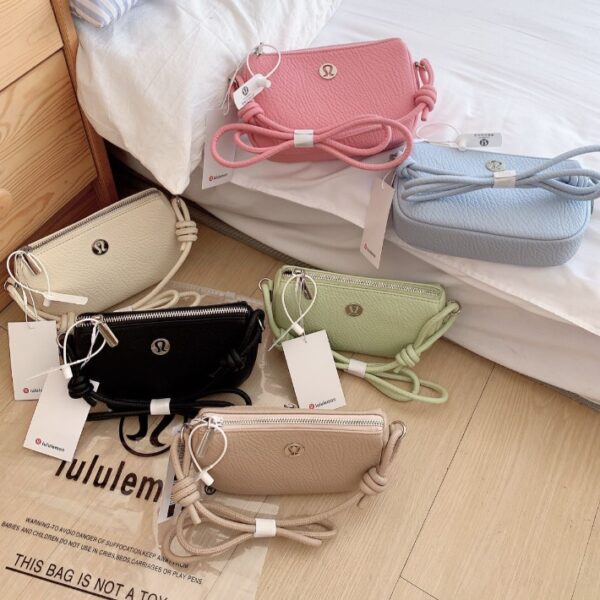 Lulu最新旗艦款馬卡龍色系斜挎包